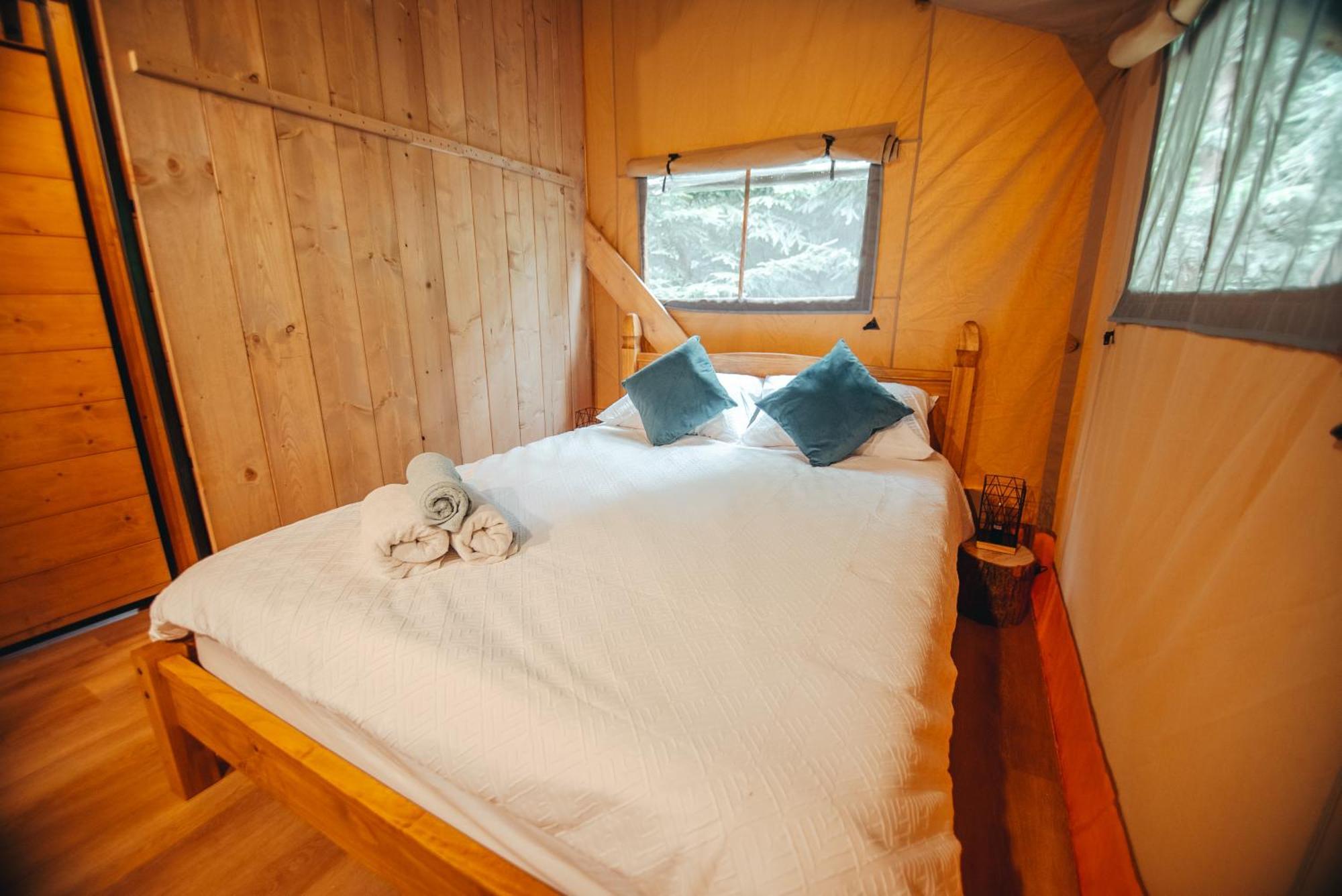 Cosy Forest Lodge Penrhos  Exterior photo